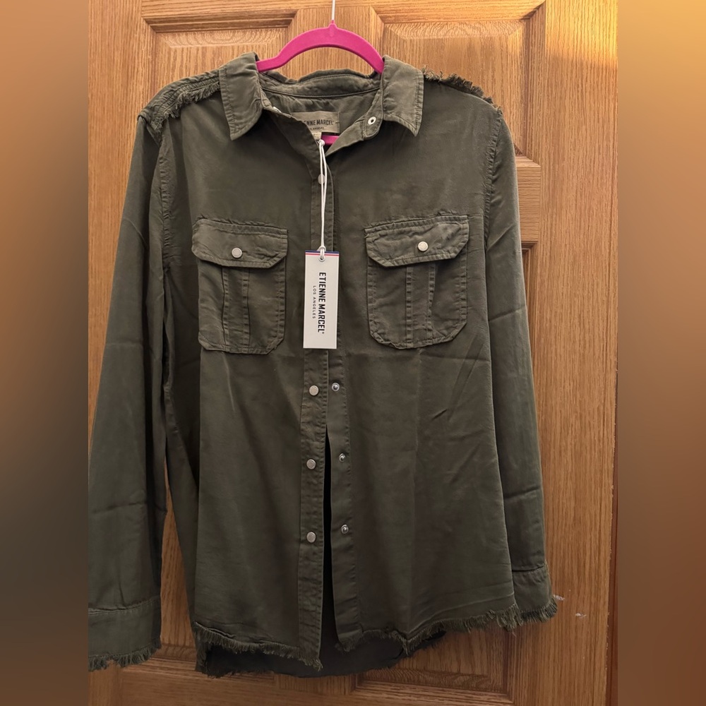 NWT Etienne Marcel Military Green Button Down Shirt